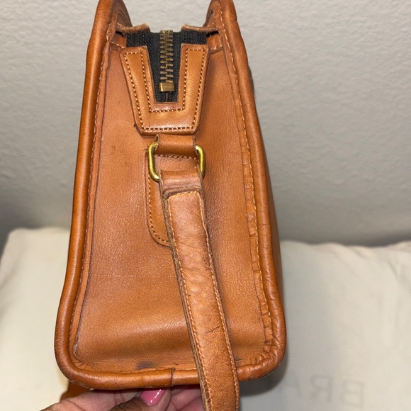 Coach Vintage British Tan Swagger Bag - Picture 4 of 12